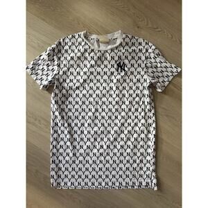 MLB NY Yankees Medium Old Style Letter Print Baseball Short Sleeve T-Shirt